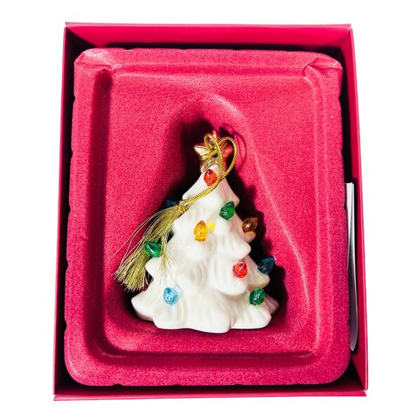 Lenox Treasured Traditions Porcelain Light Up Christmas Ceramic Tree Ornament - Picture 5 of 8